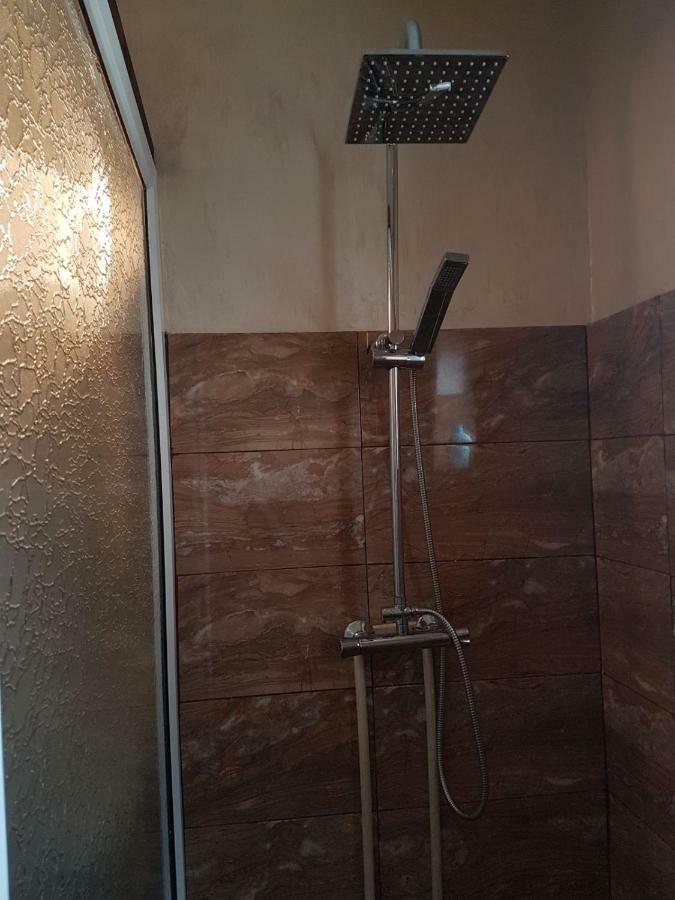 Apartment Straja Lupeni  エクステリア 写真